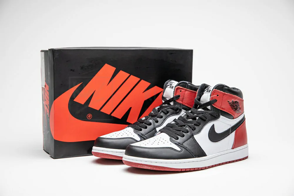 air jordan 1 og retro high black toe  555088 125